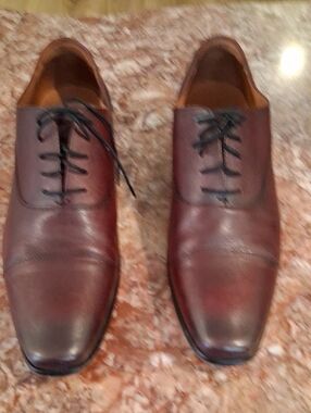 SIZE 11D, Florsheim Men's Brown Leather Cap-Toe Oxfords